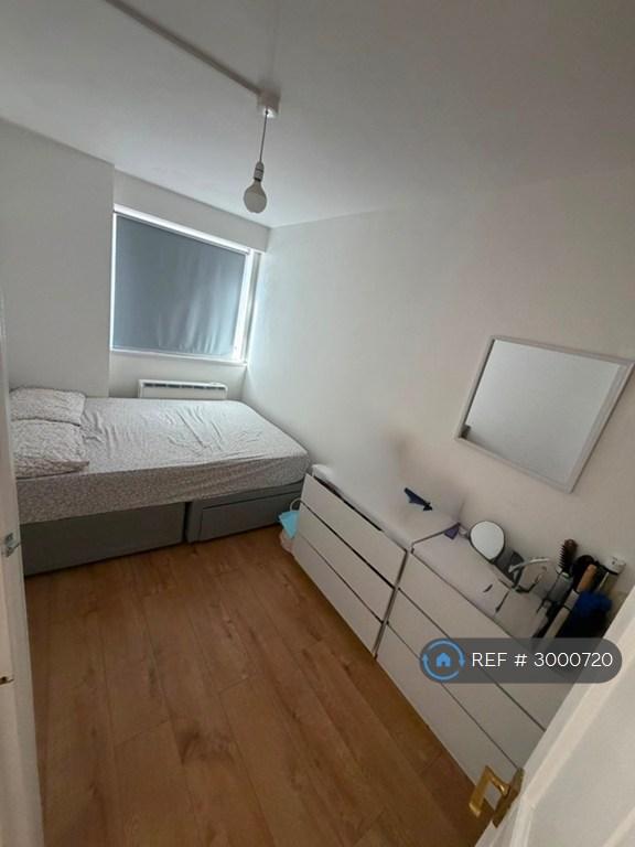 Apartment in London - View 2