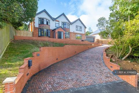 5 bedroom detached house to rent, Rugby Road, Lutterworth, LE17