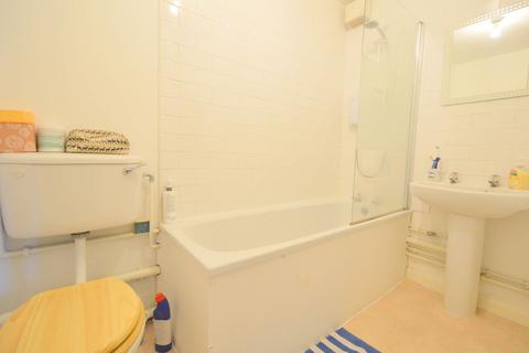 1 bedroom apartment to rent, John Williams Close, Barnes House John Williams Close, SE14