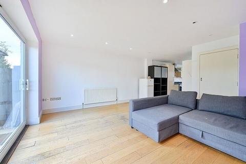 Claremont Avenue, New Malden, Surrey, KT3