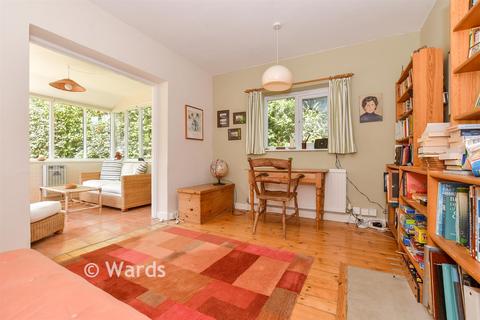 3 bedroom detached house for sale, Bayview Road, Kingsdown, Kent