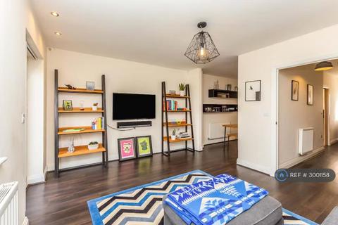 3 bedroom terraced house to rent, Kingfisher Drive, Maidenhead, SL6