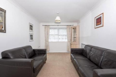 2 bedroom apartment for sale, International Way, Sunbury-On-Thames