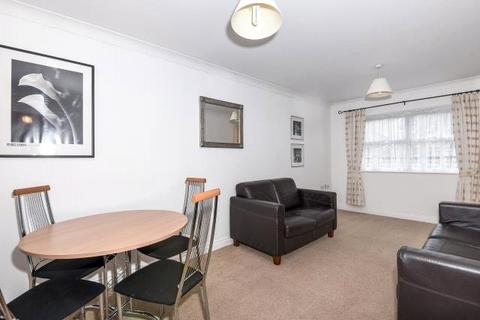 2 bedroom apartment for sale, International Way, Sunbury-On-Thames