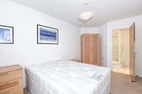 2 bedroom apartment for sale, International Way, Sunbury-On-Thames