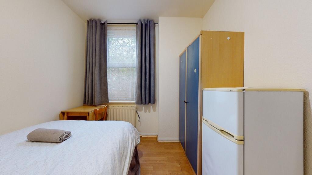 Apartment in London - View 2