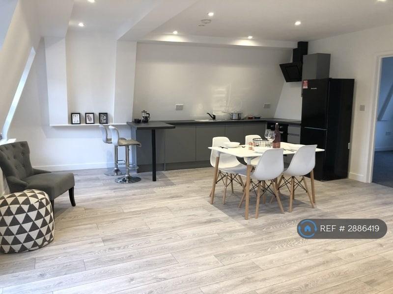 Apartment in London - View 3