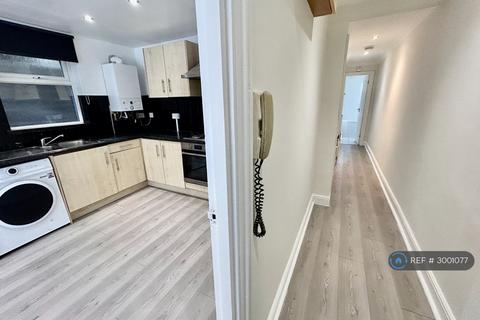 1 bedroom flat to rent, Whitworth Road, London, SE25