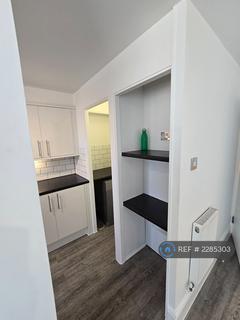 1 bedroom flat to rent, Braithwaite Avenue, Romford, RM7