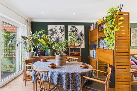 3 bedroom terraced house for sale, Lincoln Park, Amersham, Buckinghamshire, HP7