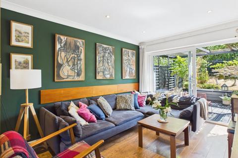 3 bedroom terraced house for sale, Lincoln Park, Amersham, Buckinghamshire, HP7