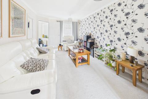2 bedroom bungalow for sale, The Oaks, Kimberley Close, Langley, Berkshire, SL3