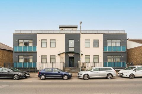 2 bedroom flat to rent, Horton Road, West Drayton UB7