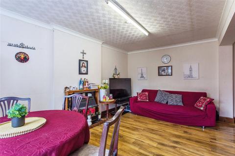 3 bedroom semi-detached house for sale, Aysgarth Avenue, PRESTON, Lancashire, PR2