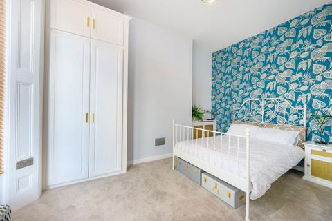 1 bedroom flat for sale, Lichfield Grove, Finchley, London, N3