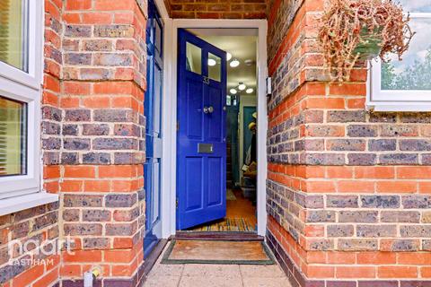 3 bedroom townhouse for sale, Ambassador Gardens, London