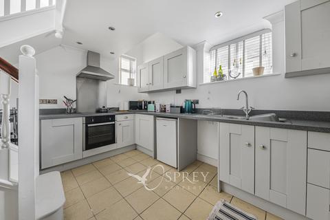 2 bedroom terraced house to rent, Drumming Well Lane, Oundle PE8