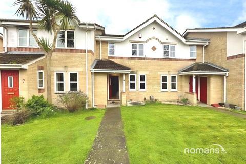 3 bedroom terraced house to rent, Holly Cottage Mews, Uxbridge, UB8