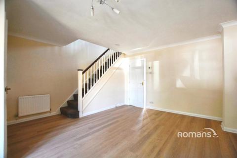 3 bedroom terraced house to rent, Holly Cottage Mews, Uxbridge, UB8