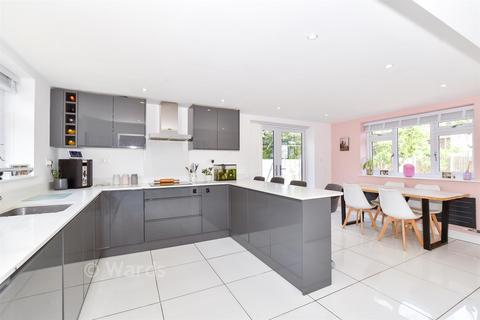 undefined, Troys Mead, Maidstone ME17