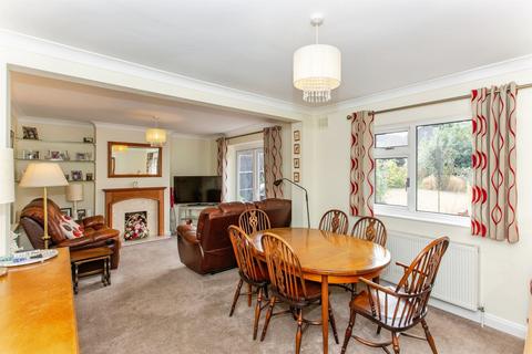 2 bedroom detached bungalow for sale, Oundle Road, Thrapston, Kettering
