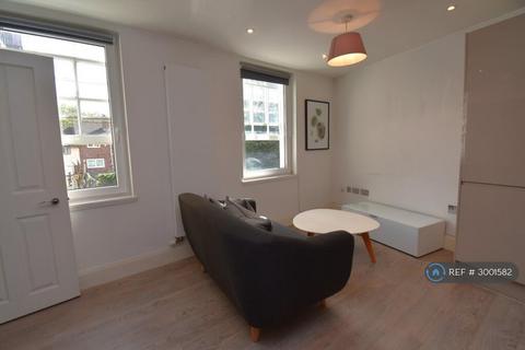 1 bedroom flat to rent, Sunbury Street, London, SE18