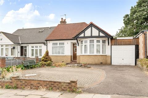 2 bedroom bungalow for sale, Beresford Avenue, London, N20