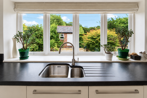 6 bedroom semi-detached house for sale, The Green, Chester CH4