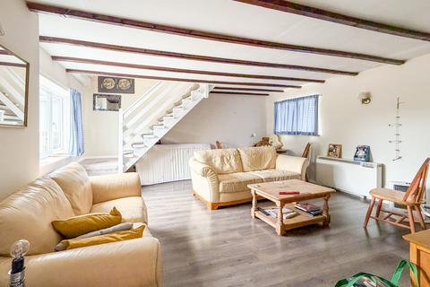 2 bedroom end of terrace house for sale, Whitby YO22