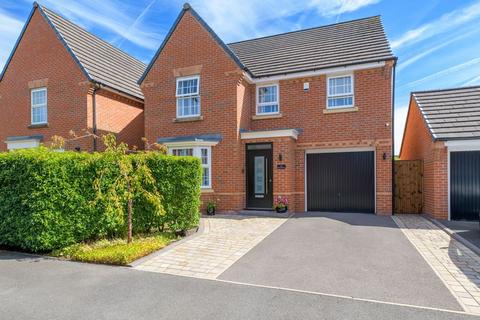 4 bedroom detached house for sale, Pasadena Avenue, Great Sankey, WA5
