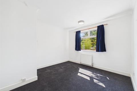 undefined, Walton Road, West Molesey