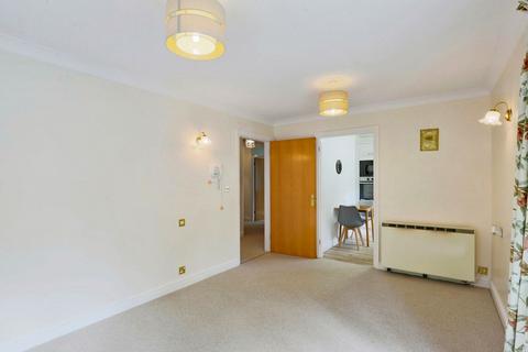2 bedroom retirement property for sale, Pegasus Court, Cheltenham GL54