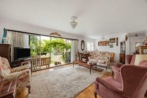 3 bedroom flat for sale, Wargrave Road, Henley-On-Thames RG9