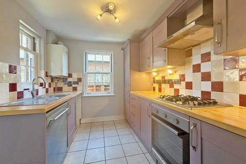 2 bedroom terraced house to rent, Llewellyn Place, Mountfields, Shrewsbury