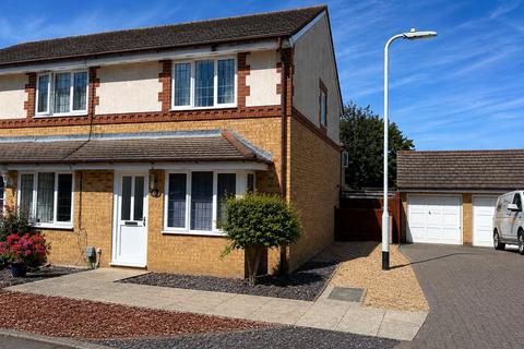 2 bedroom semi-detached house for sale, Tavistock Gardens, Farnborough, Hampshire