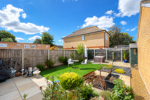 2 bedroom semi-detached house for sale, Tavistock Gardens, Farnborough, Hampshire