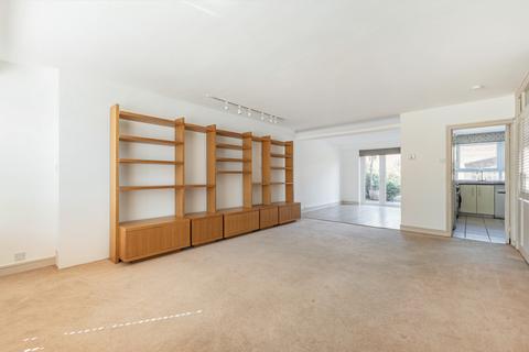 2 bedroom flat for sale, Gleneagles, Stanmore, HA7