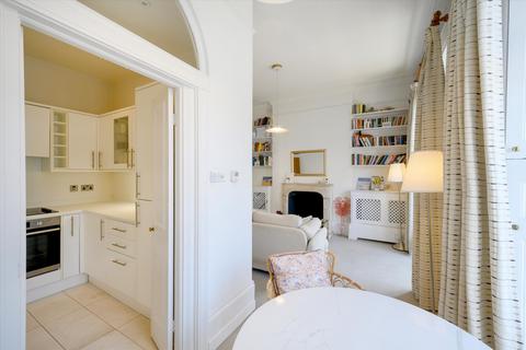 1 bedroom flat for sale, Sydney Street, London SW3