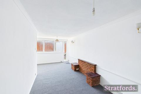 2 bedroom apartment to rent, Cambridge Street, Bletchley, MK2
