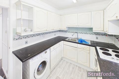 2 bedroom apartment to rent, Cambridge Street, Bletchley, MK2