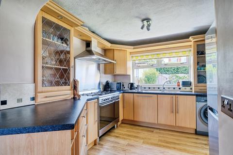 3 bedroom semi-detached house for sale, Kelmscott Lane, Leeds