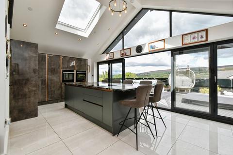 3 bedroom detached house for sale, Park Lane, Ammanford SA18