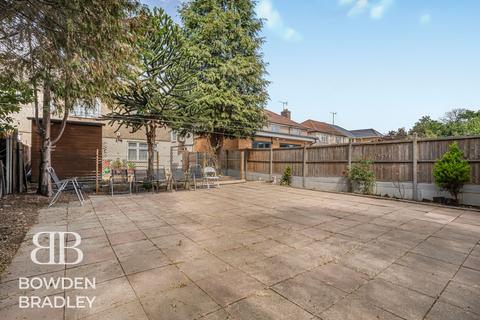 undefined, Gaysham Avenue, Ilford, IG2