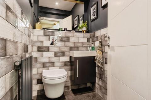 4 bedroom detached house for sale, Melvinia Crescent, Barnsley