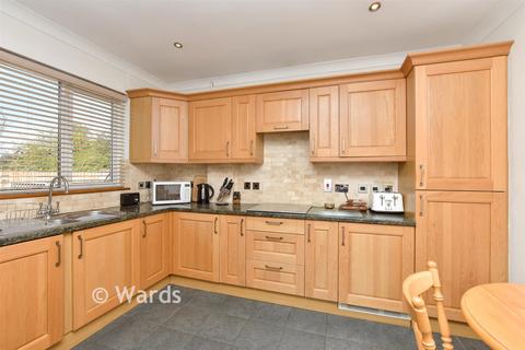 2 bedroom detached bungalow for sale, Dallin Road, Bexleyheath DA6