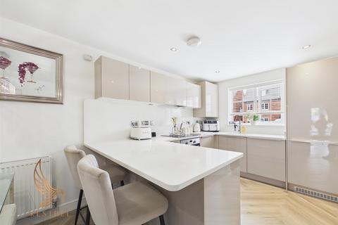 3 bedroom semi-detached house for sale, Silkstone Road, Pontefract WF7