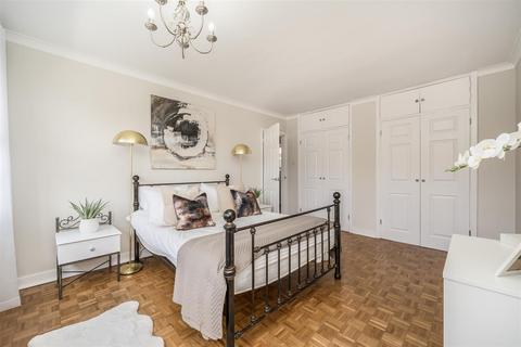 2 bedroom flat for sale, Tempsford Court, Harrow