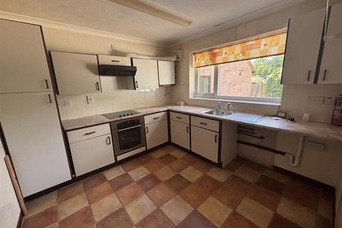 2 bedroom semi-detached bungalow for sale, Pinewood Court, Markfield Court