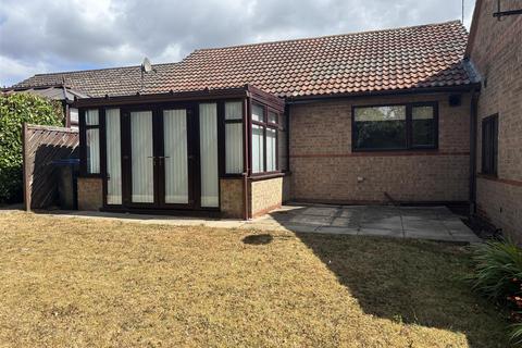 2 bedroom semi-detached bungalow for sale, Pinewood Court, Markfield Court