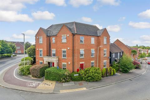 2 bedroom flat for sale, Kirk View, Ashford TN23